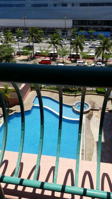 T & H Vacation Condo @Marina Court Kota Kinabalu Pokoj fotografie